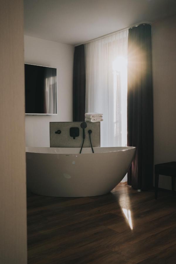 Sombea Hotel 4*